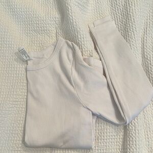 White Ribbed 90 degree workout shirt